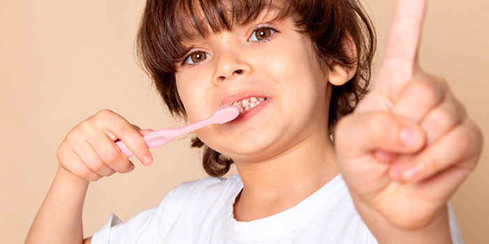 Cuidado dental en niños. 9 consejos para mantener sanos sus dientes.
